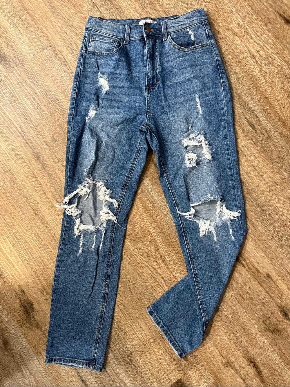 Vibrant Distressed High-Rise Denim Jeans - Blue Wash